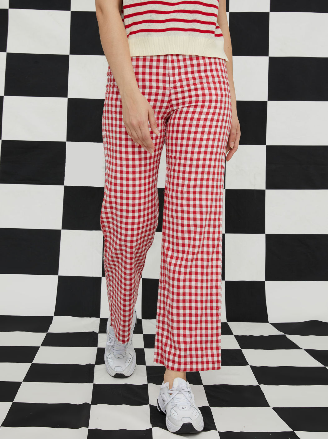 Pantalón estampado cuadros rojo y blanco