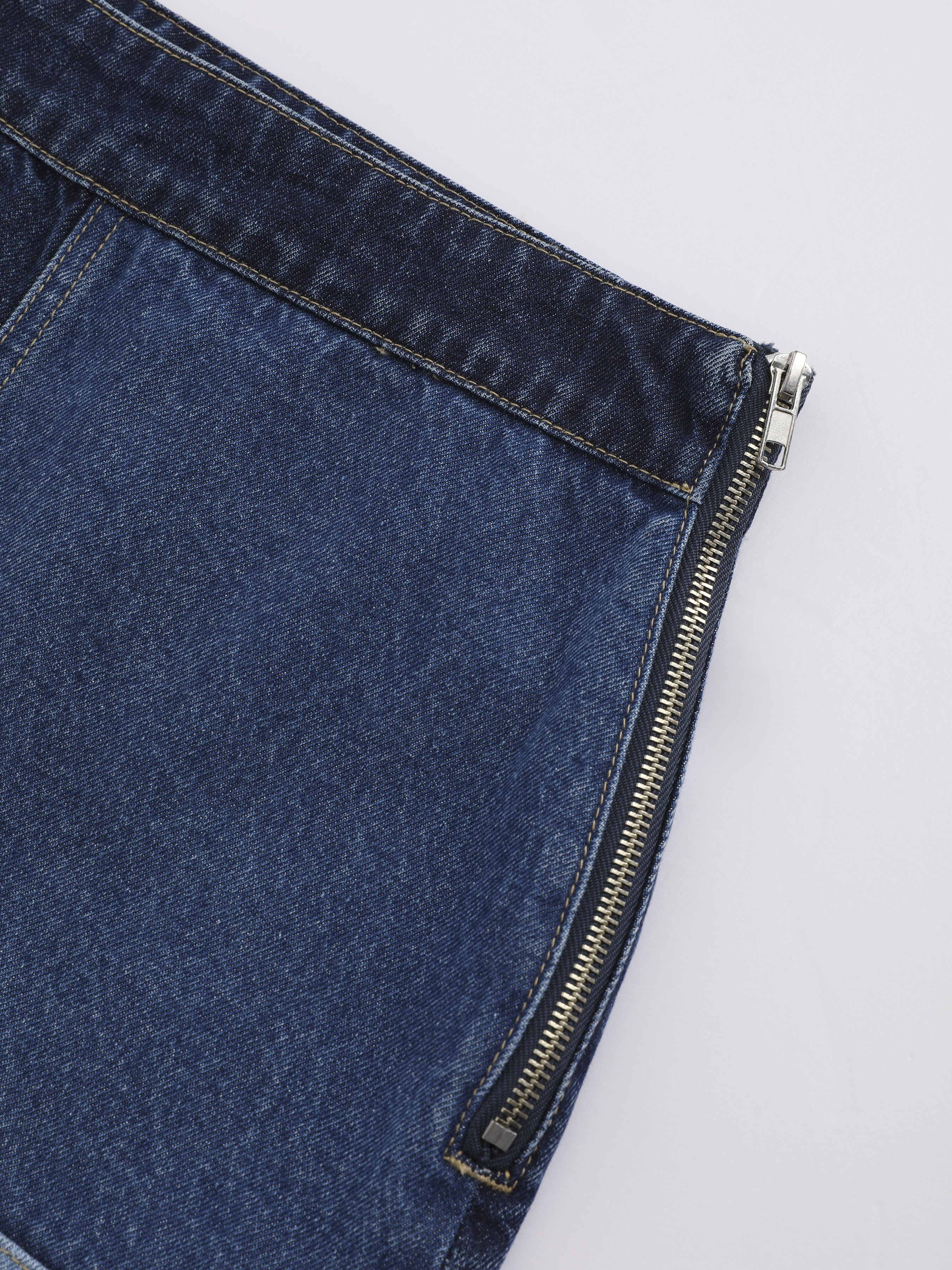 Jeans con cerniera on sale laterale