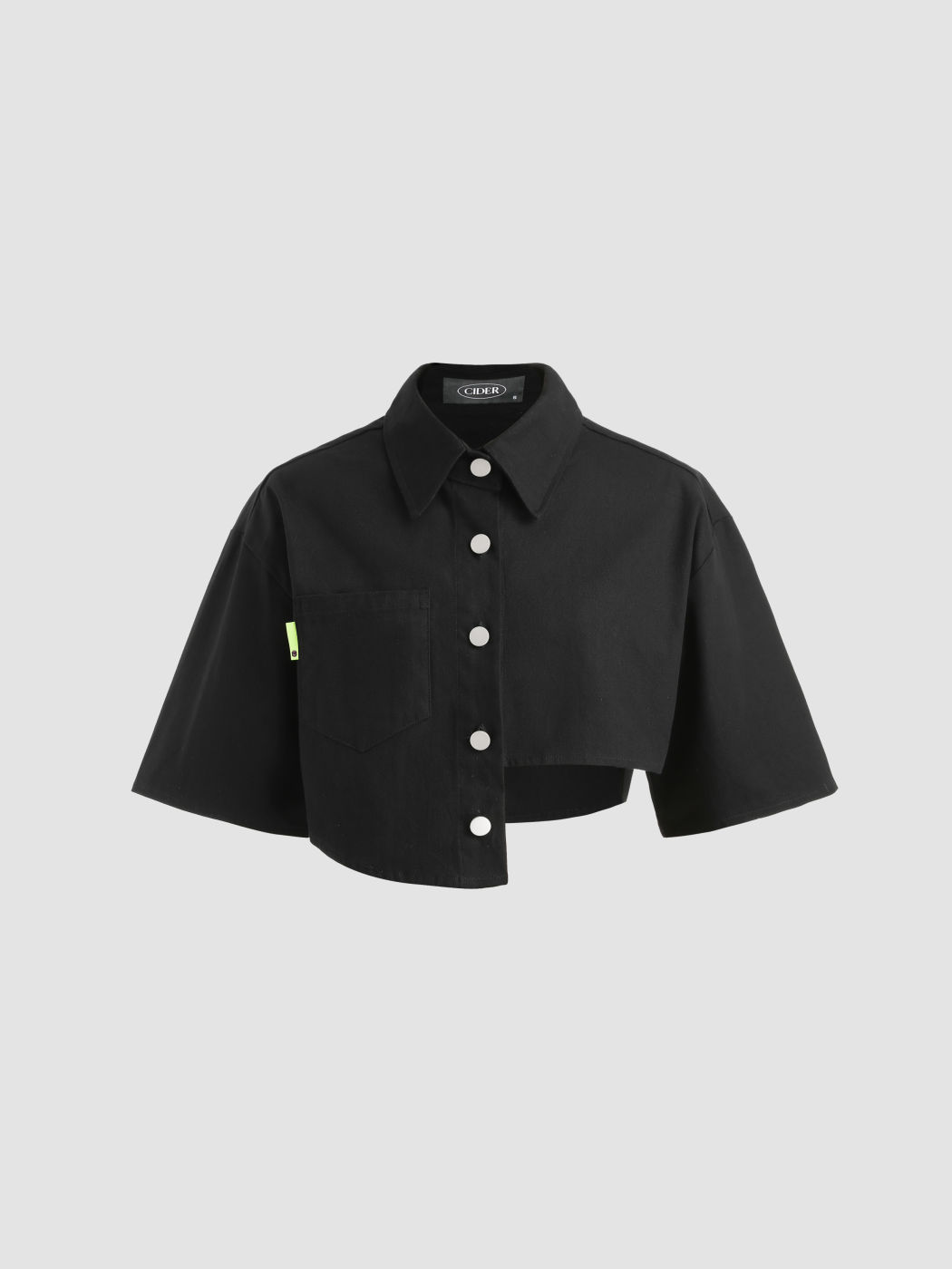 Bluse mit asymmetrischem Saum