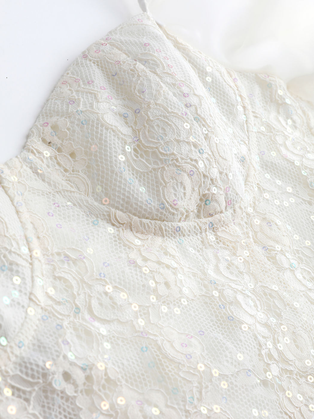 Ruffle Cuffs Lace Blouse