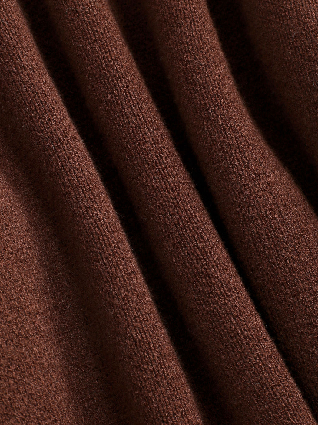 Brauner Pullover mit Kuhdruck