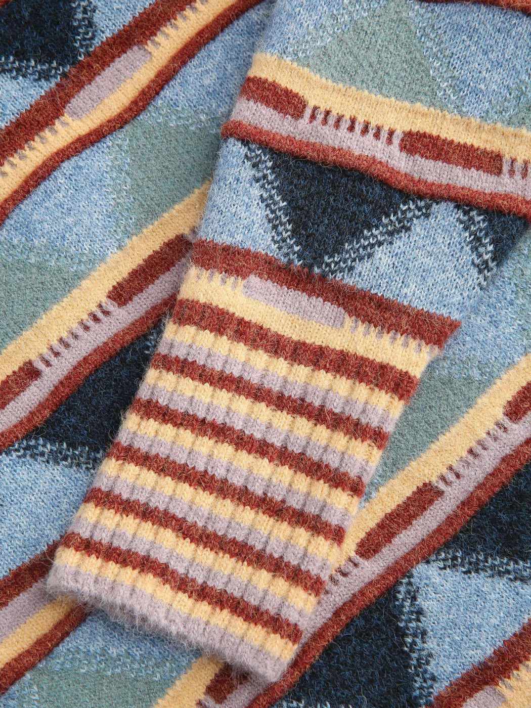 WynneLayers Geometric Pattern Jacquard Knit Boxy Sweater - 21619810