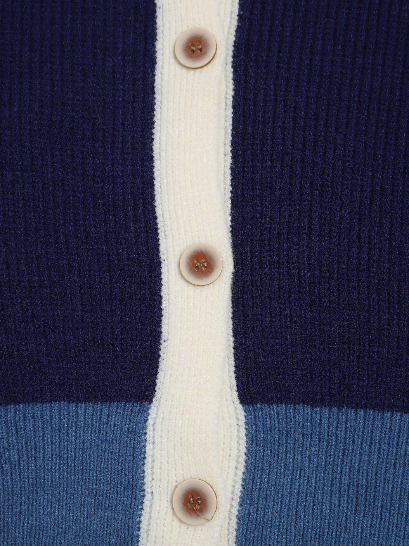 Kontrastierende Oversize-Strickjacke