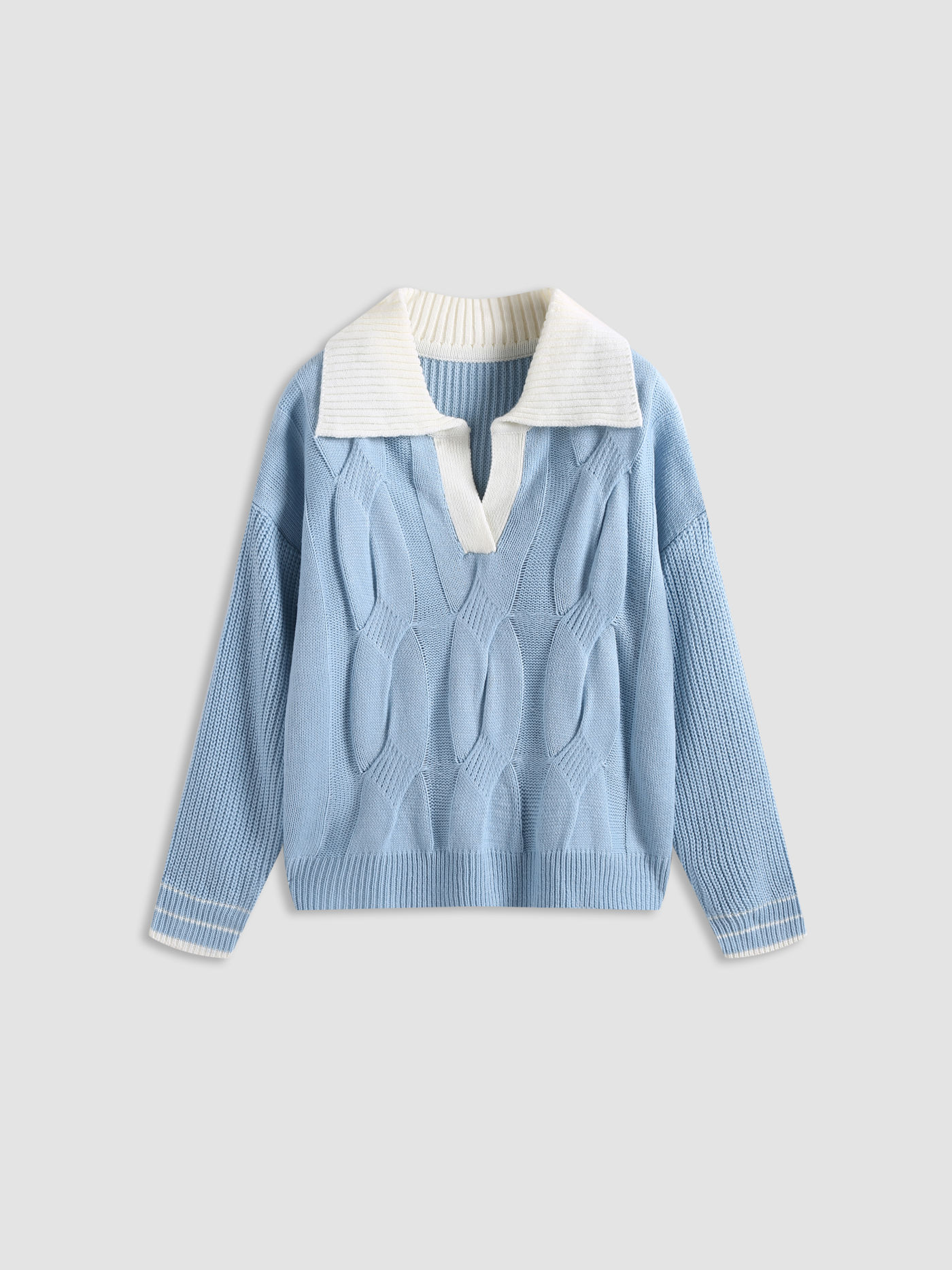 Blauer Pullover mit Kontraststreifen