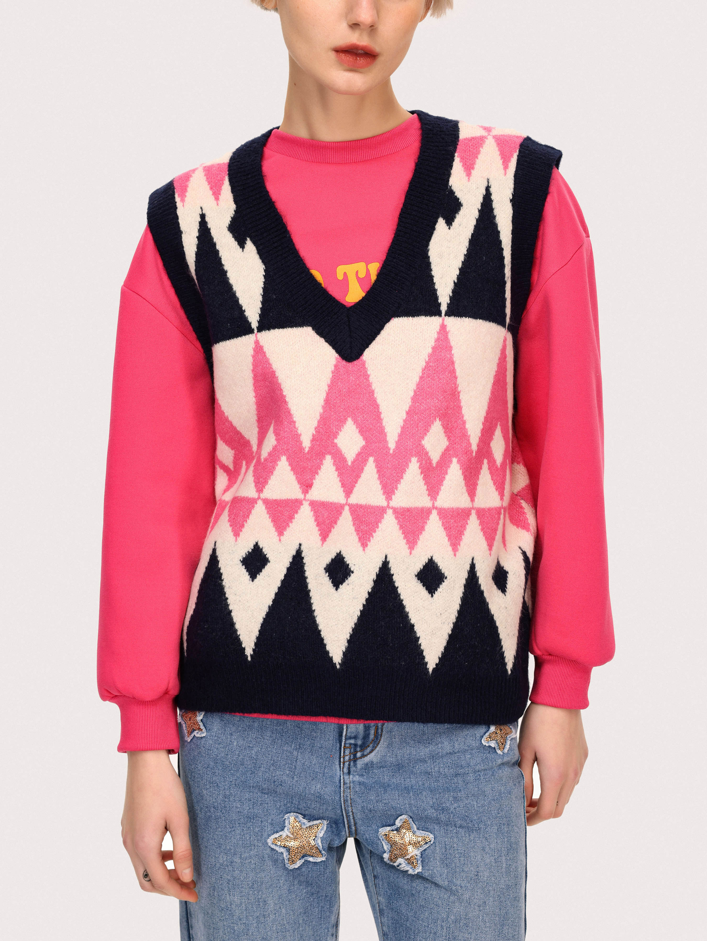 Geometric Striped Knit Vest Cider