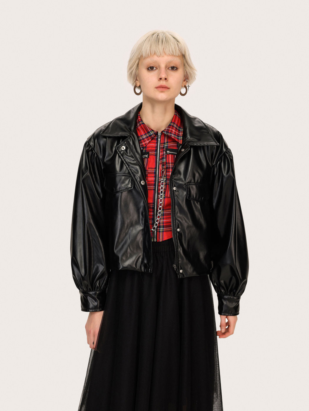 Chaqueta de piel sintética con mangas abullonadas de Dirtbag para adolescentes