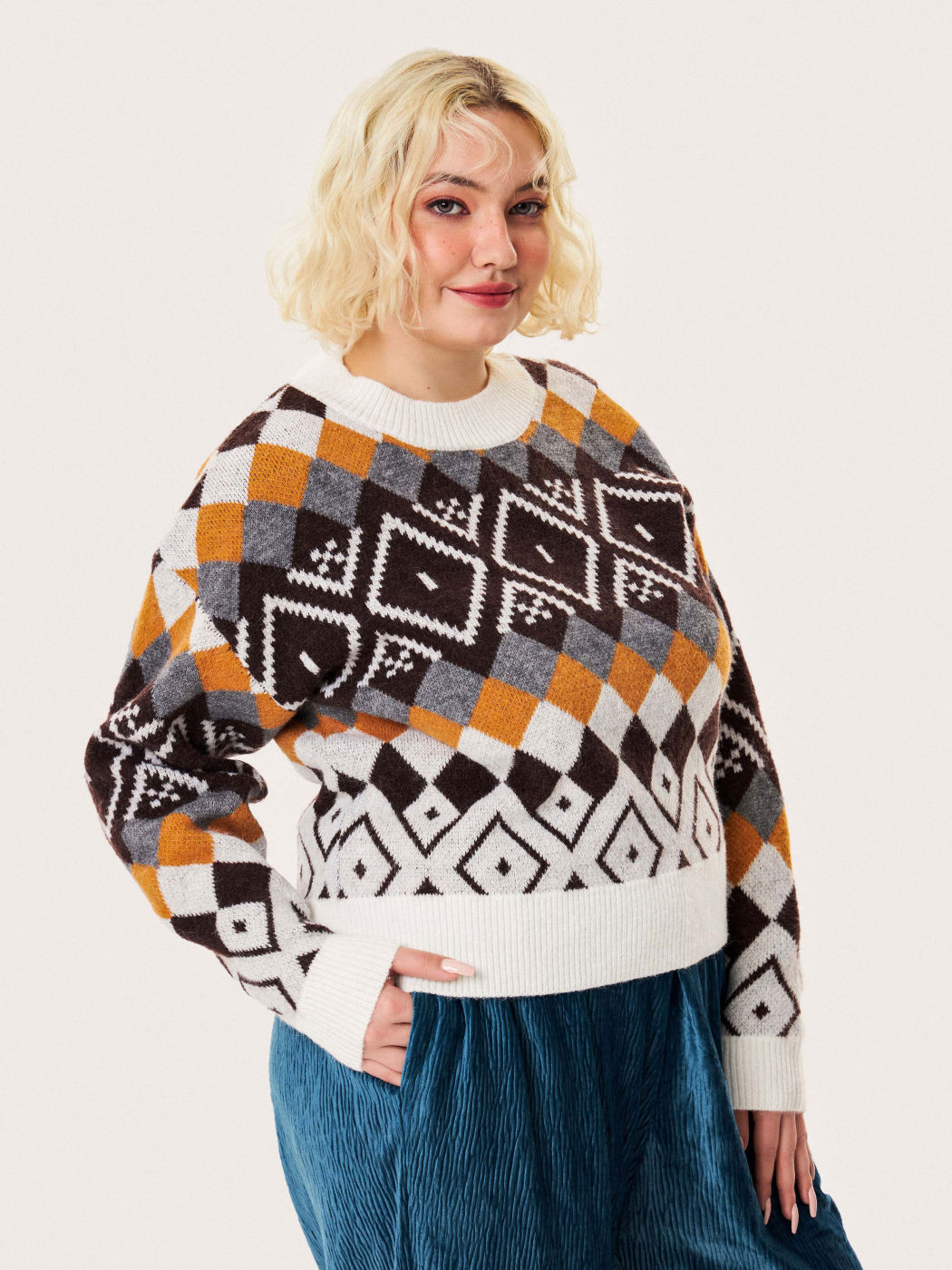 Retro Geometric Sweater Curve & Plus