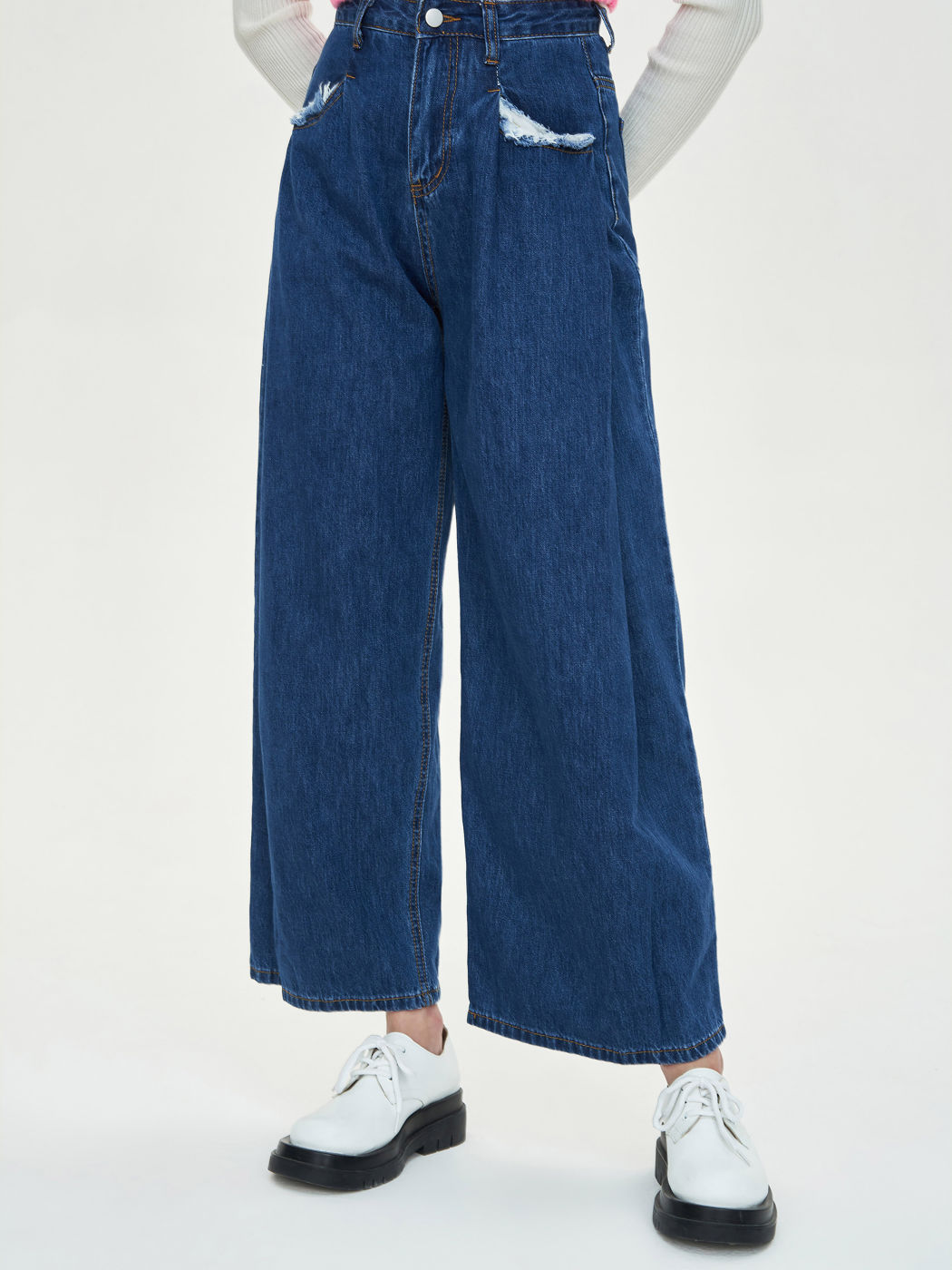 Ripped Pocket Wide Leg Jeans Cider