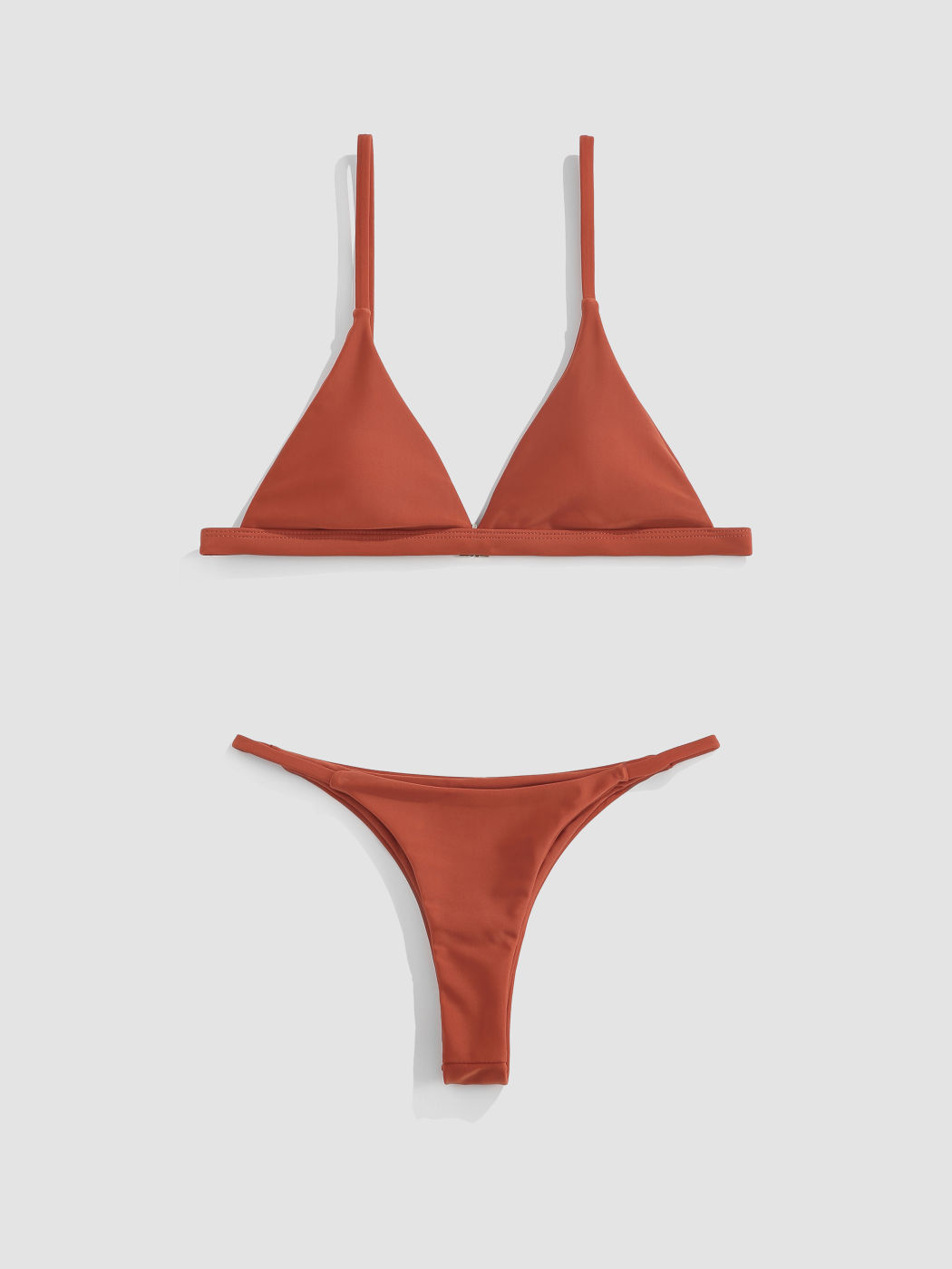 Solide Triangel-Bikini-Badebekleidung