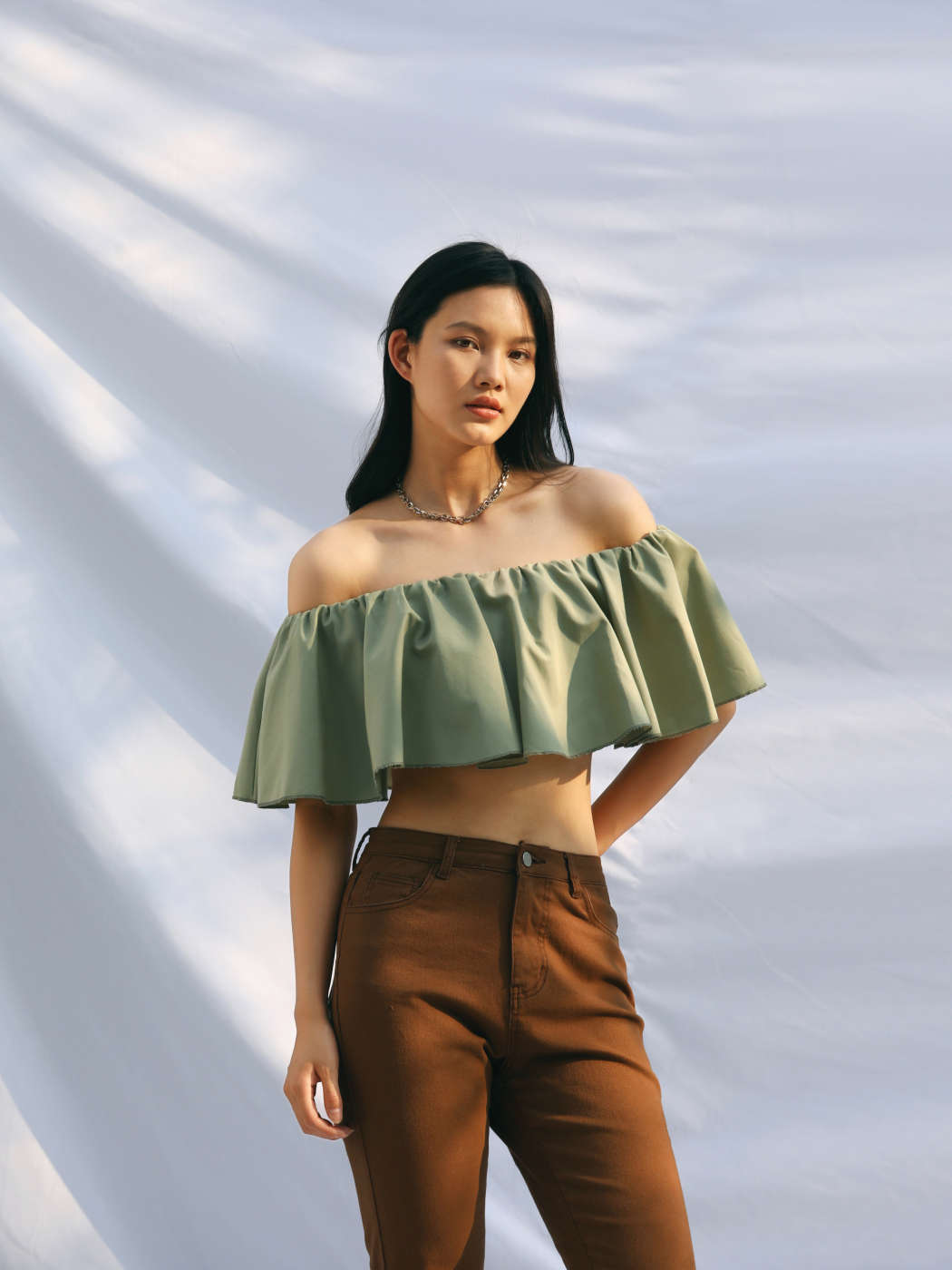 Top con spalle scoperte verde loto estivo Cider