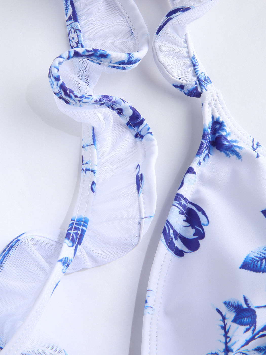 Bikini-Set mit tropischem Muster