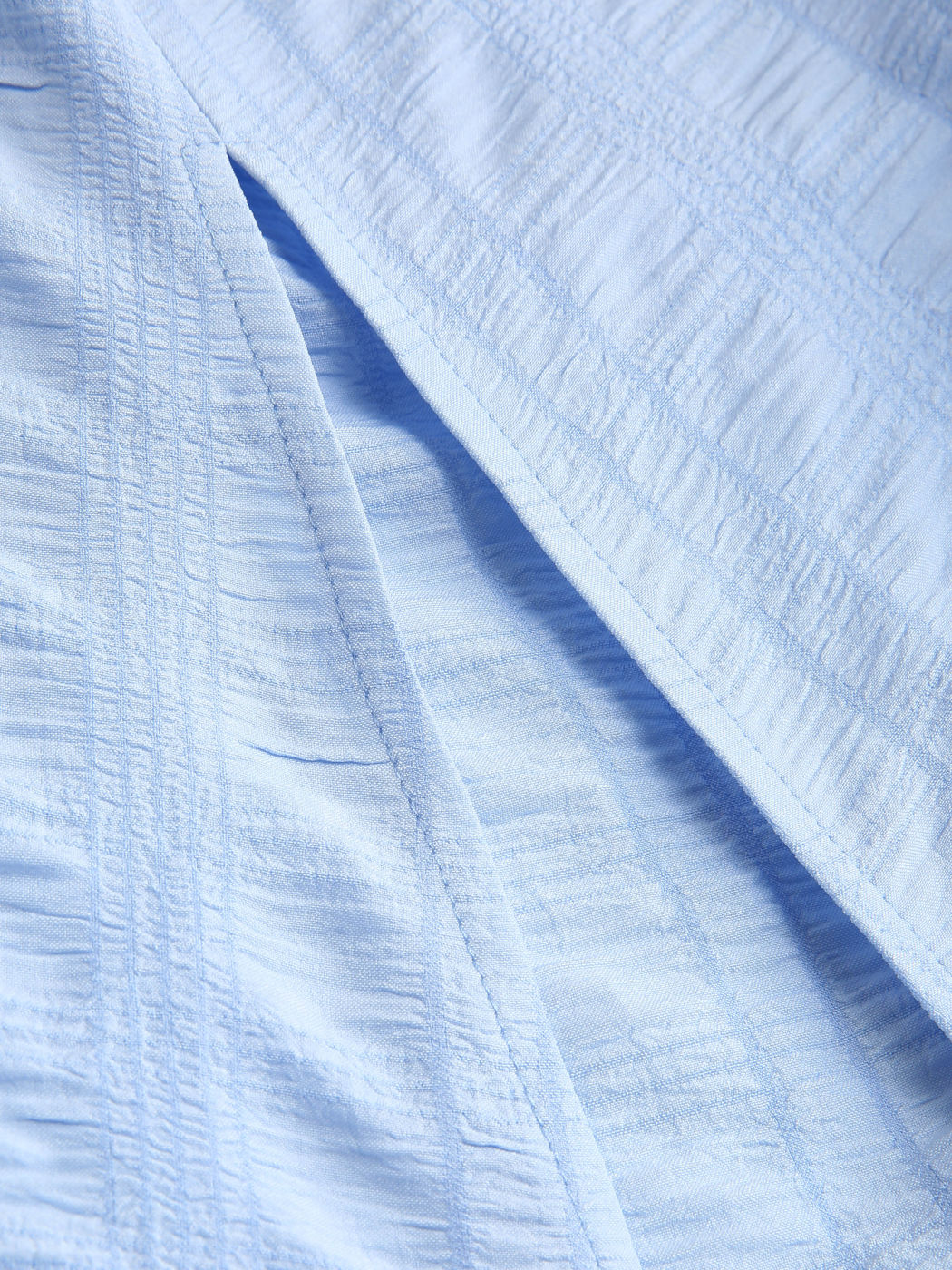 Midikleid mit fester Struktur und eckigem Ausschnitt