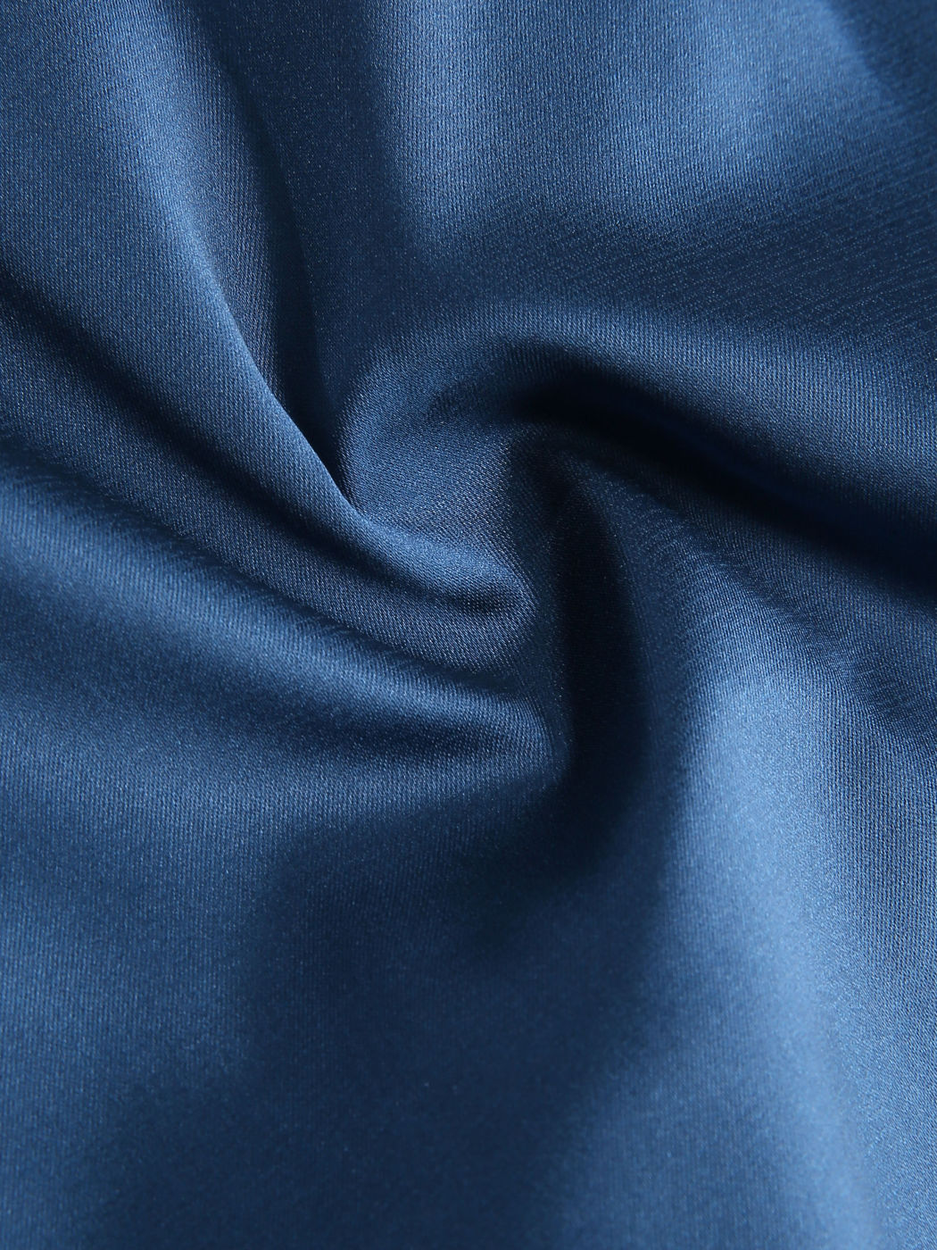 Einfarbiges Minikleid mit Wasserfallausschnitt und Rüschen