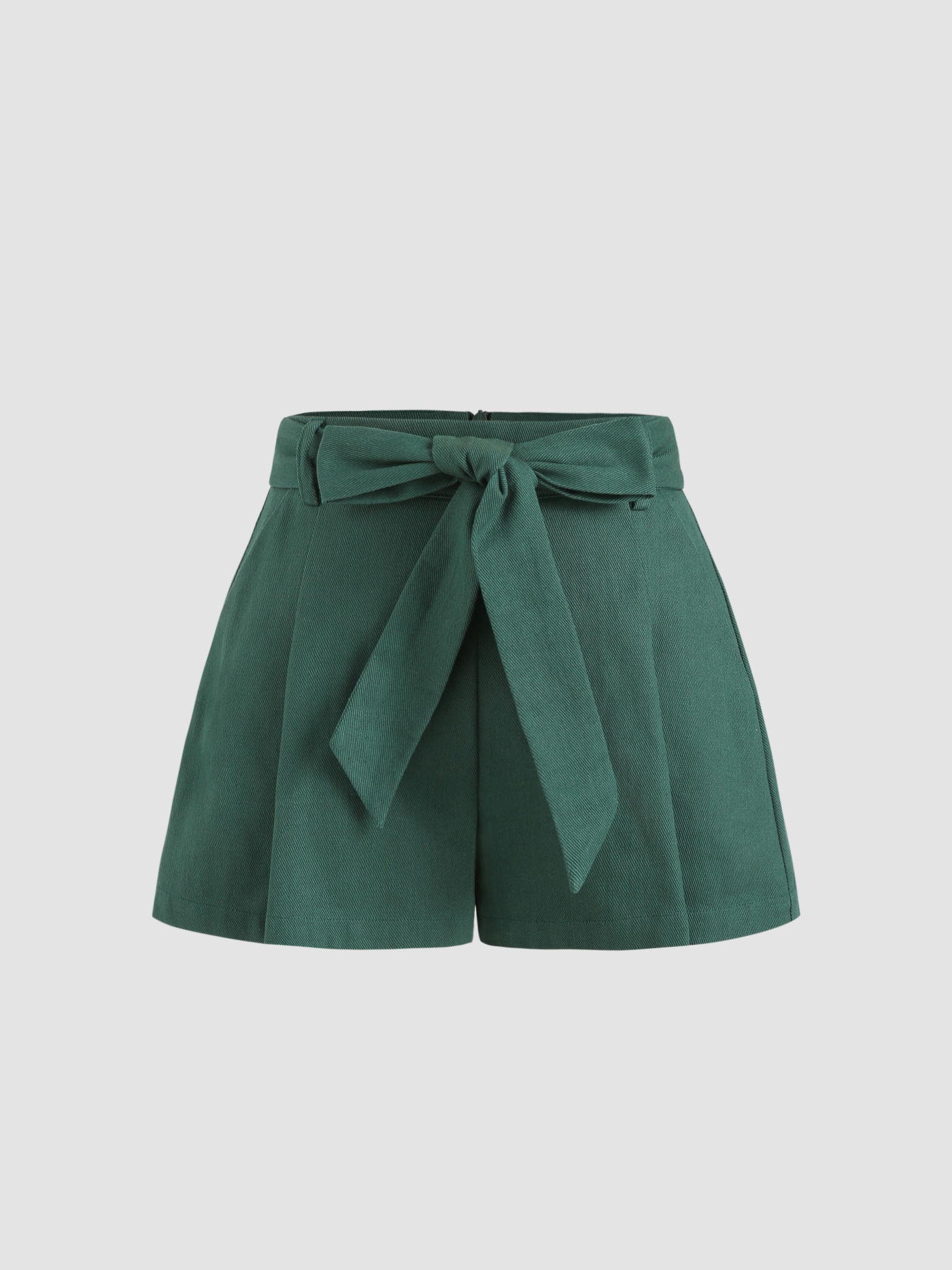 Einfarbige Shorts mit Schleife