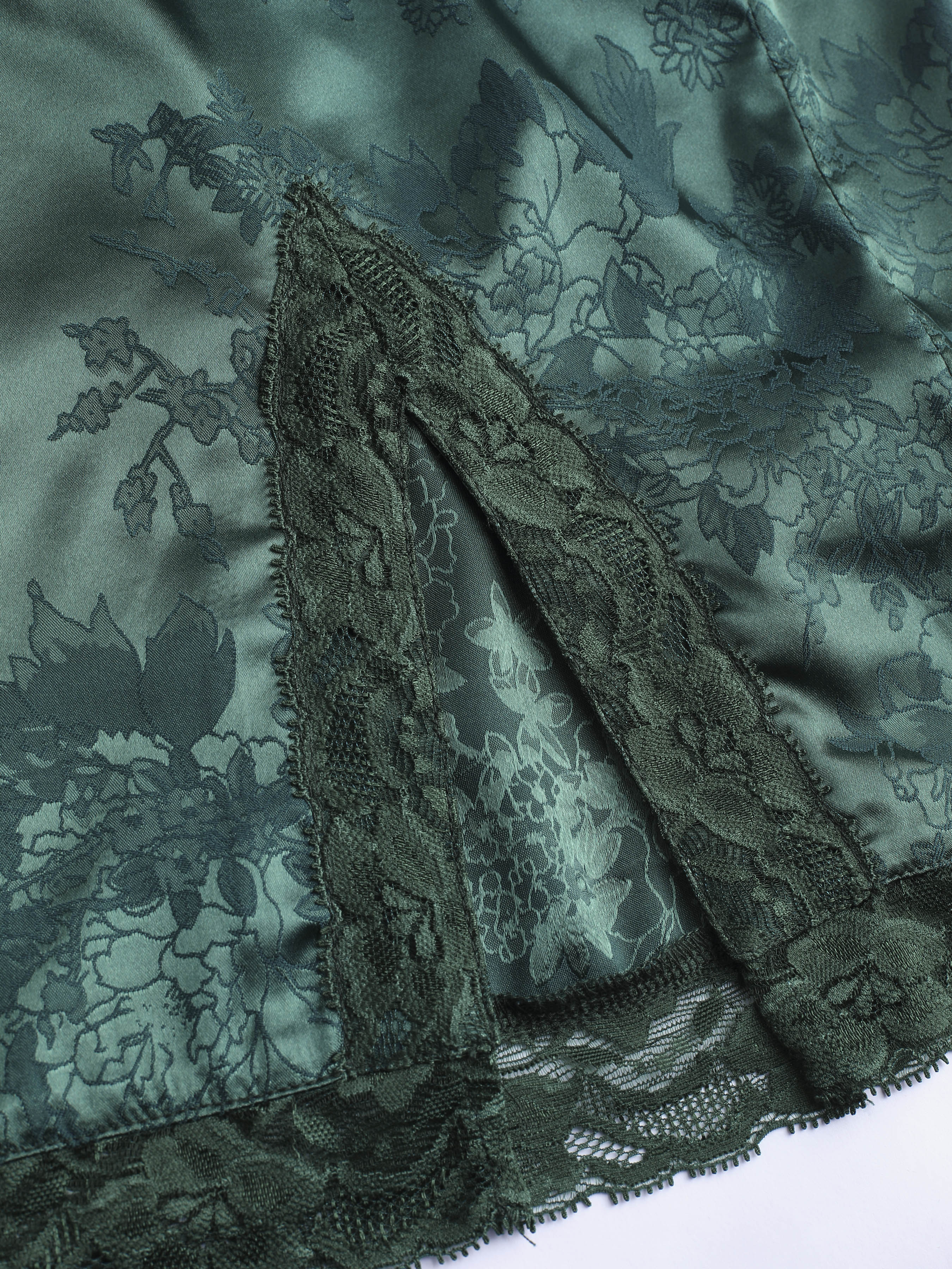 ワンピース Lace Trimmed Jacquard Dress Lace Trimmed Jacquard Dress