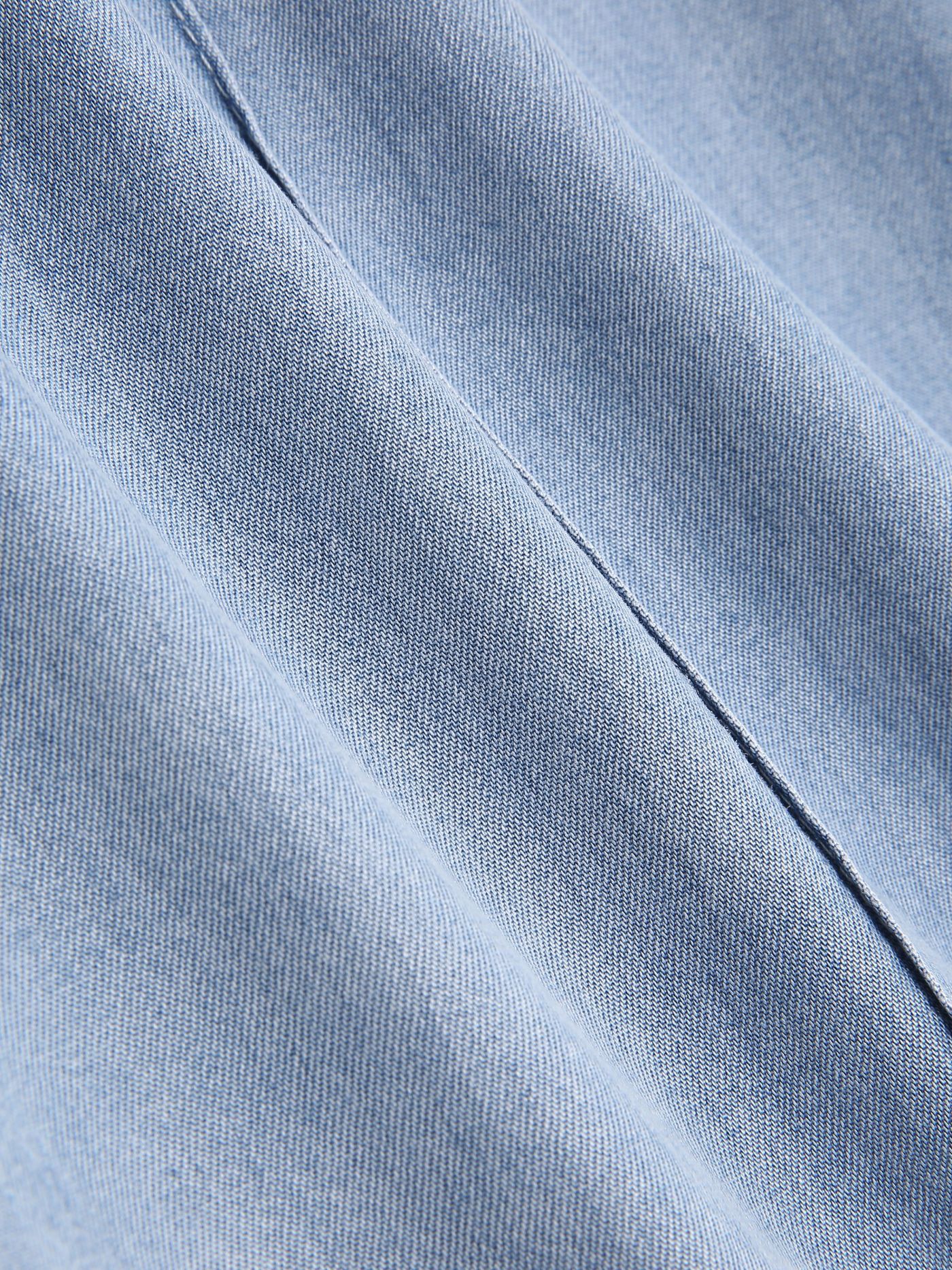 Jeans mit festem Stich und elastischer Taille