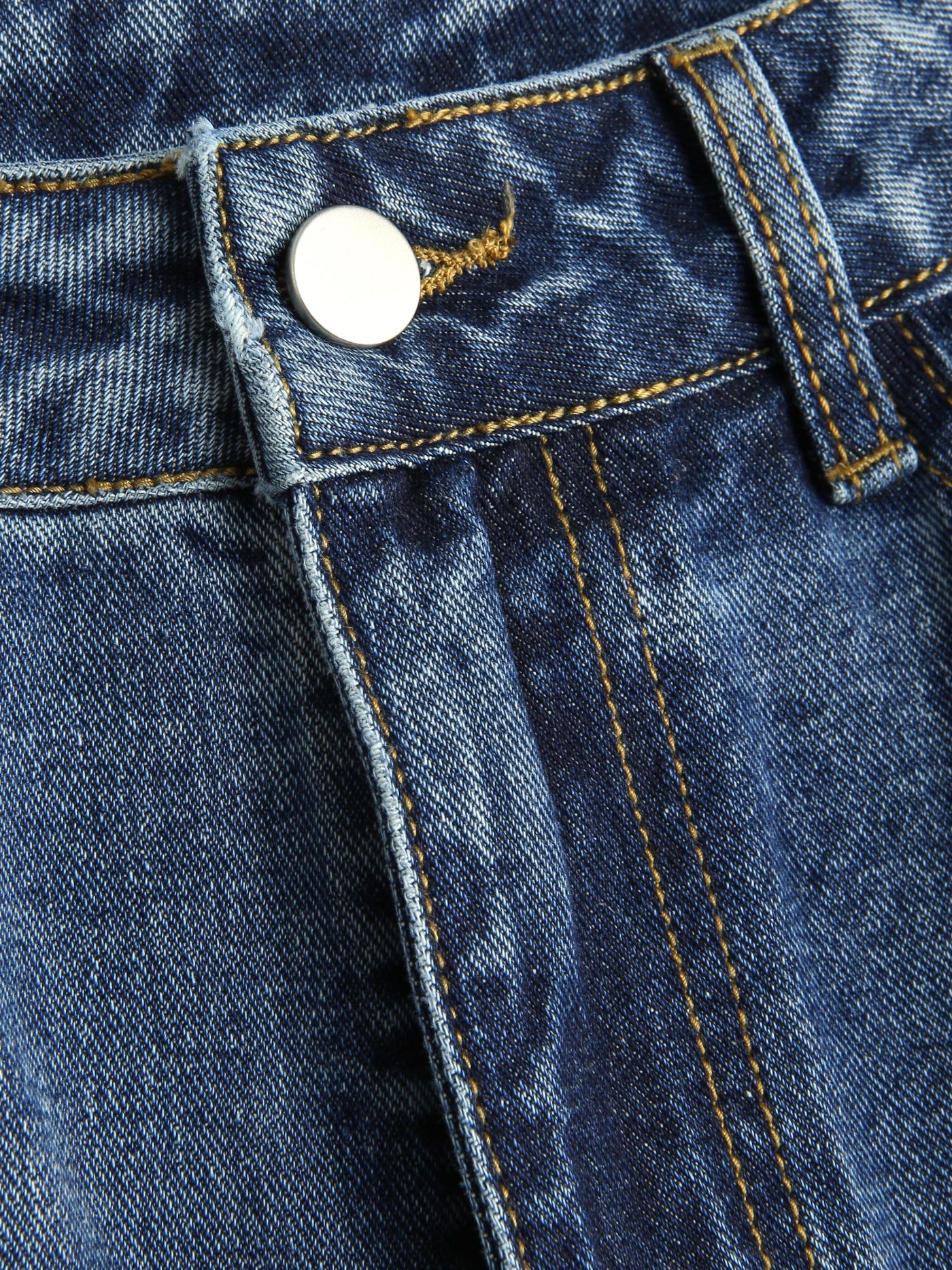 Zerrissene Denim-Jeans
