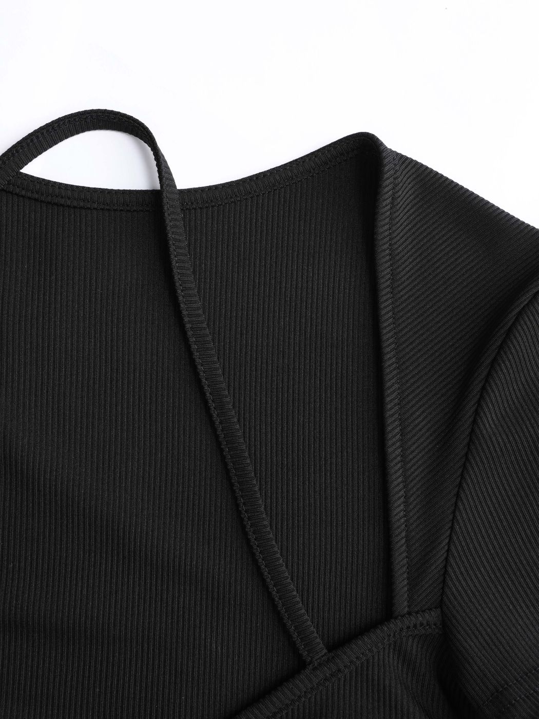  Solid Halter Twisted Crop Top