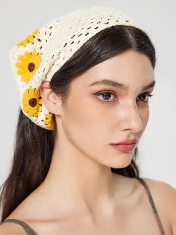 High Neck Flower Knitted Crop Vest