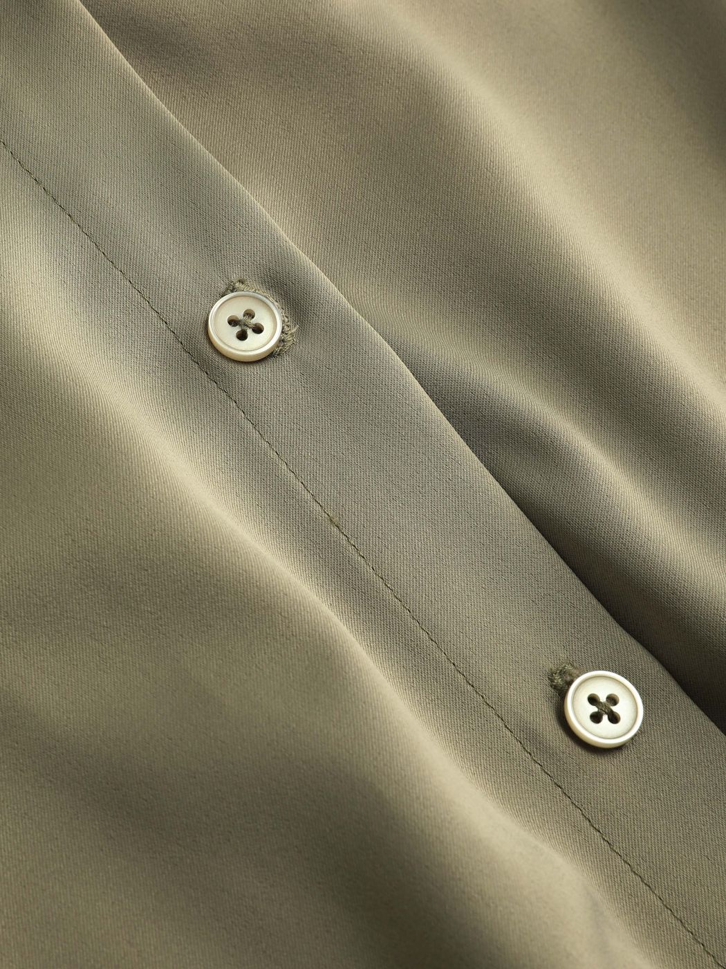 Button-Down-Strampler mit Kragen