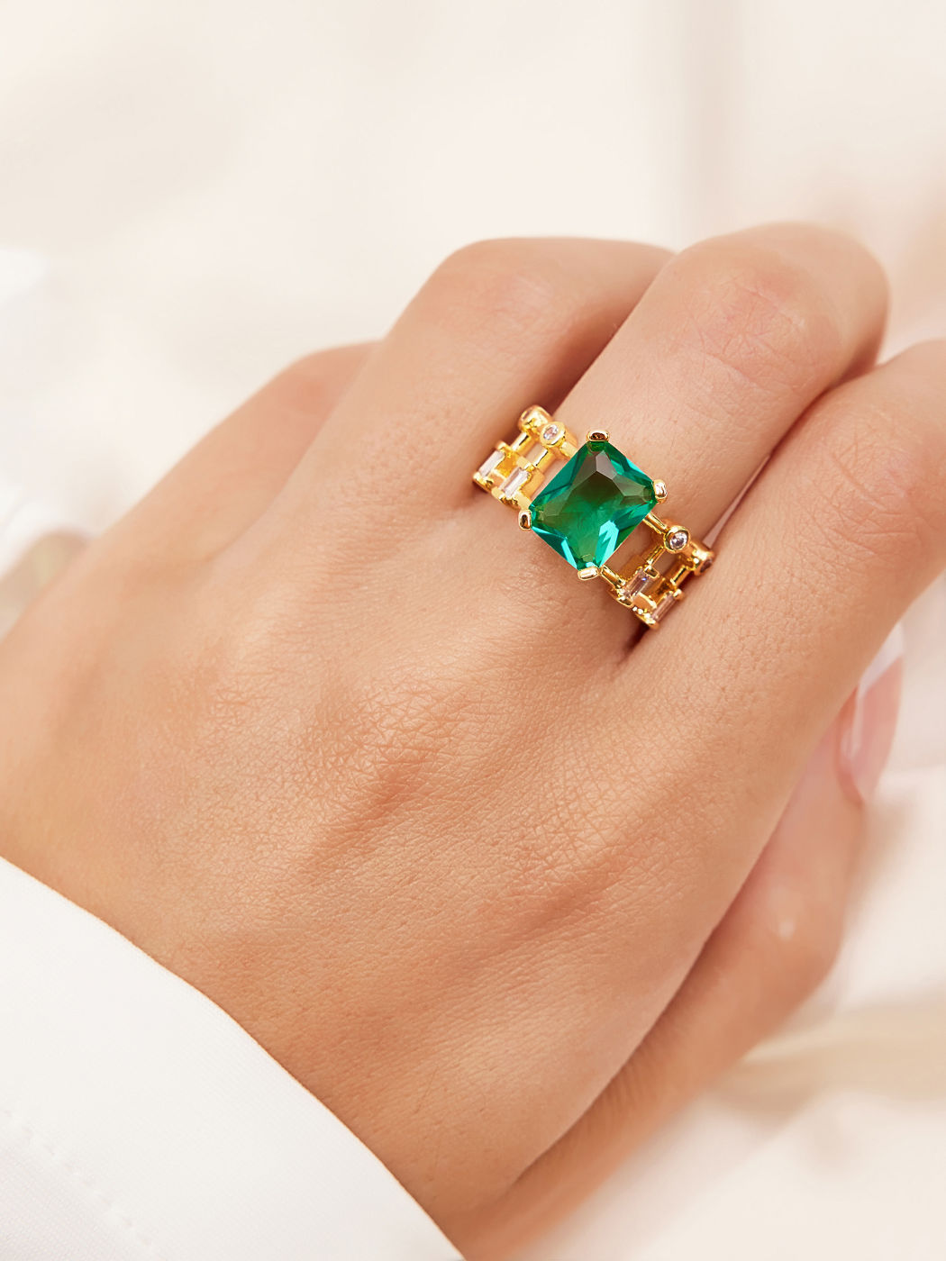 Barcelona Summer Ring