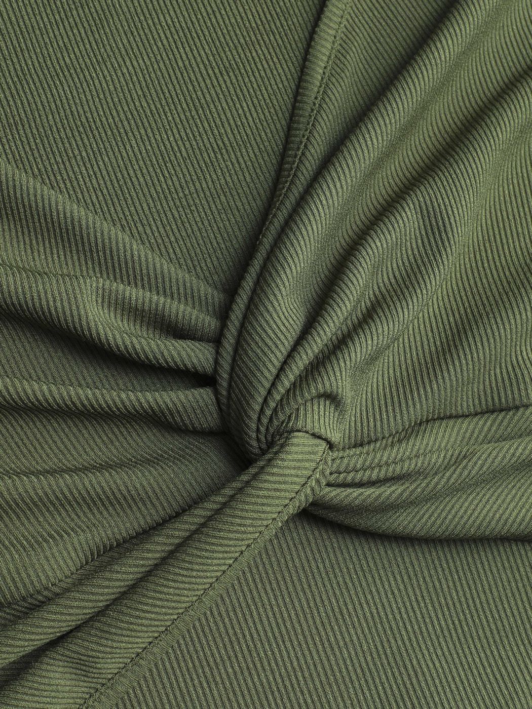 Solid Rib Twist Front Crop Top Curve & Plus