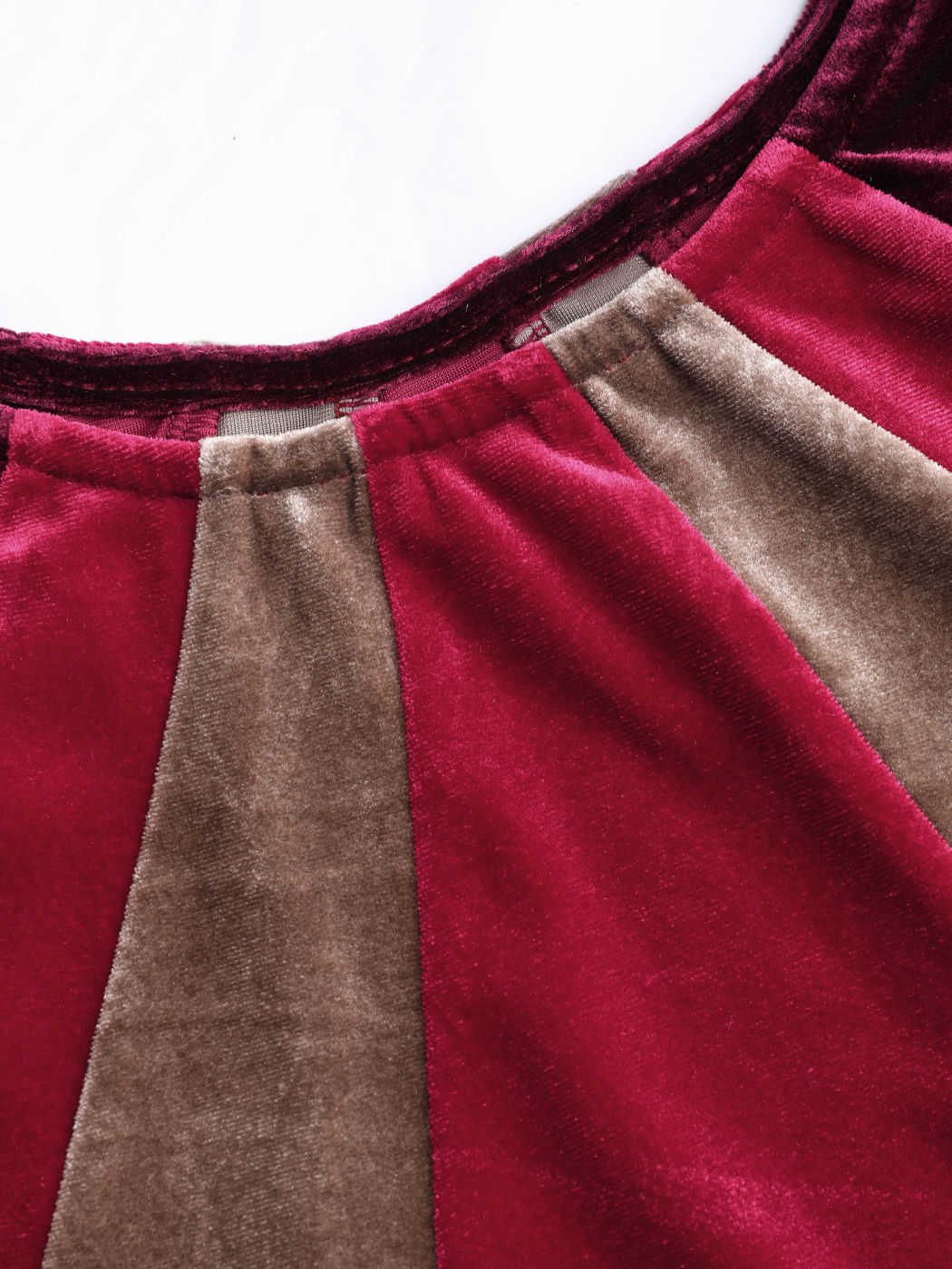 Gestreiftes ärmelloses Minikleid aus Samt