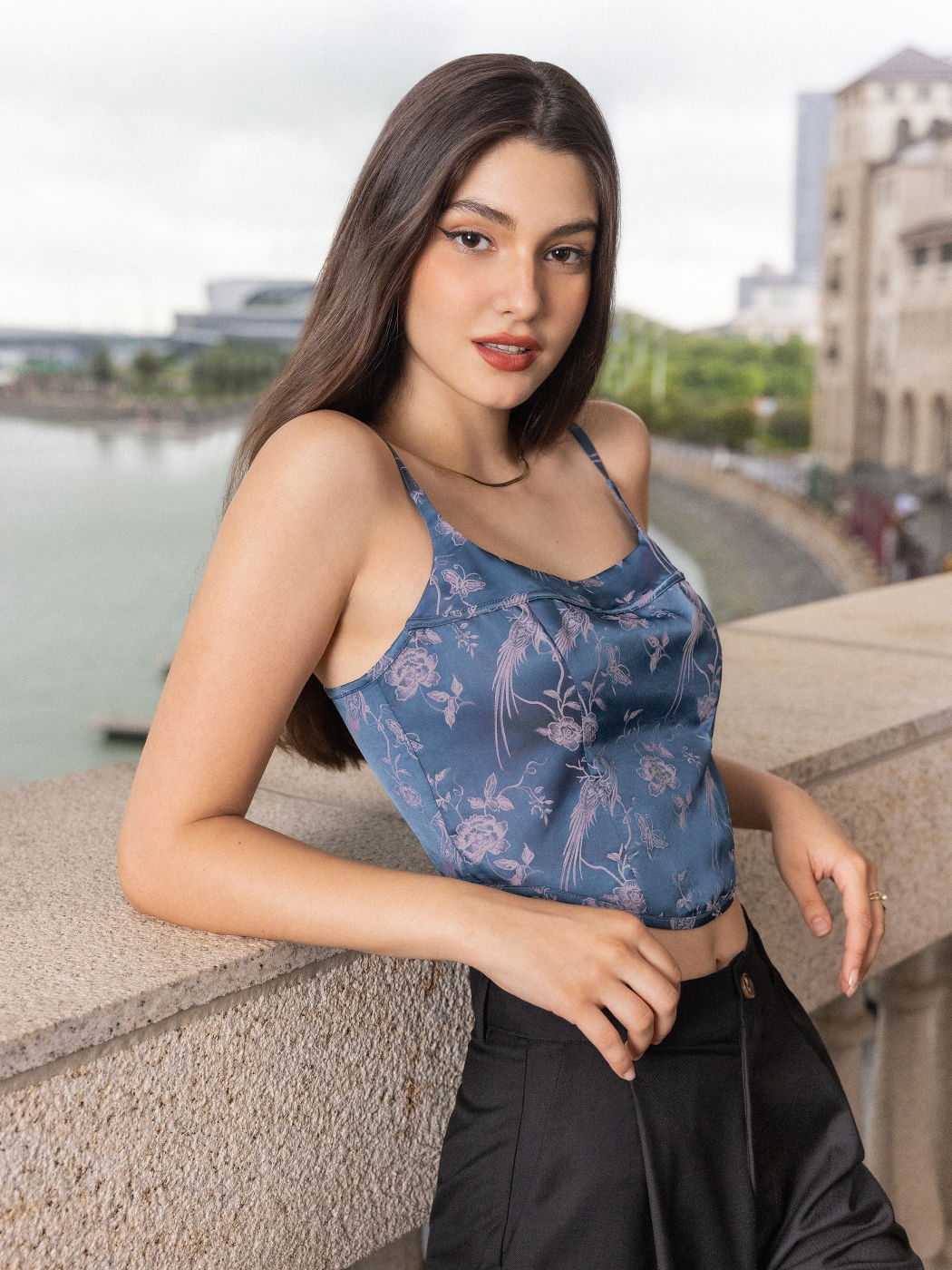 Floral Zipper Up Tank Top