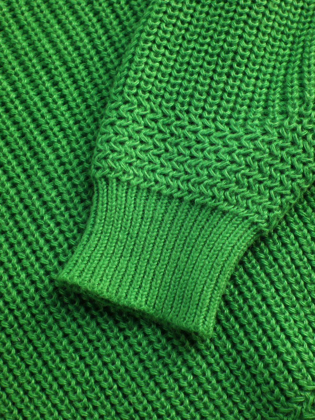 Solid gestrickte Pullover-Oberseite