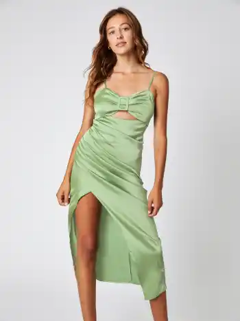 Midikleid aus Satin mit Rüschen und ausgeschnittenem Schlitz