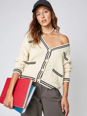  Kabelstrick Kontrastbesatz Strickjacke