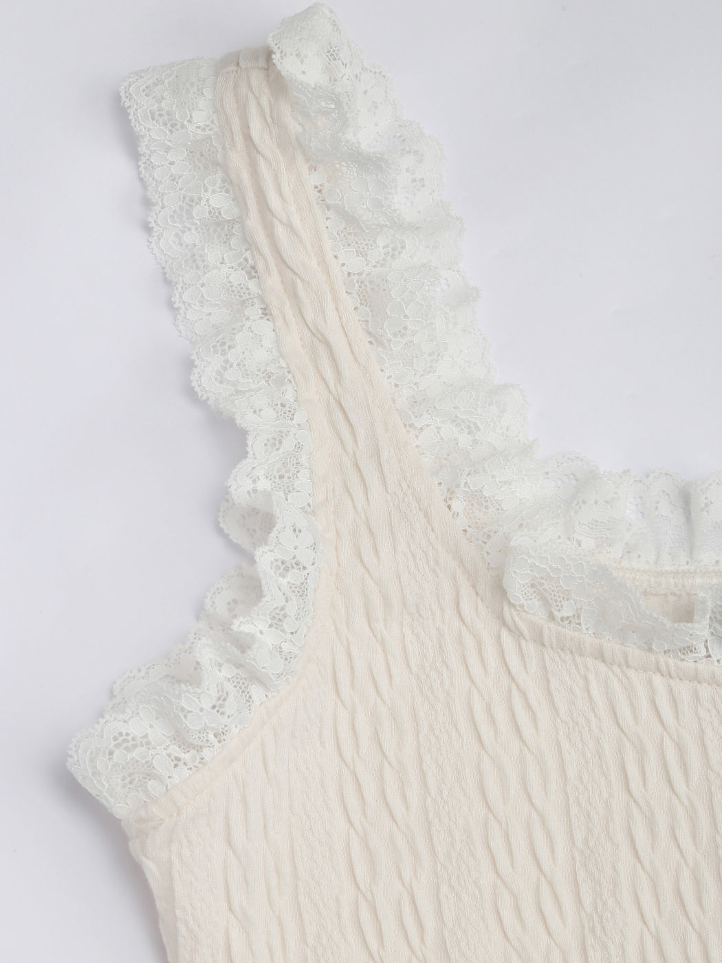 Cami-Tanktop mit festem Spitzenbesatz