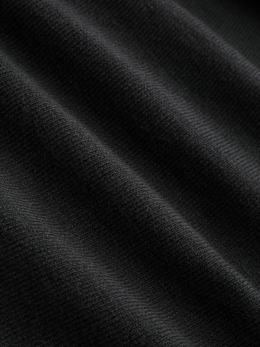 Kurzes Polokleid aus Strick