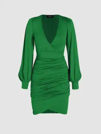 Einfarbiges geriffeltes V-Hals-Mini-Kleid