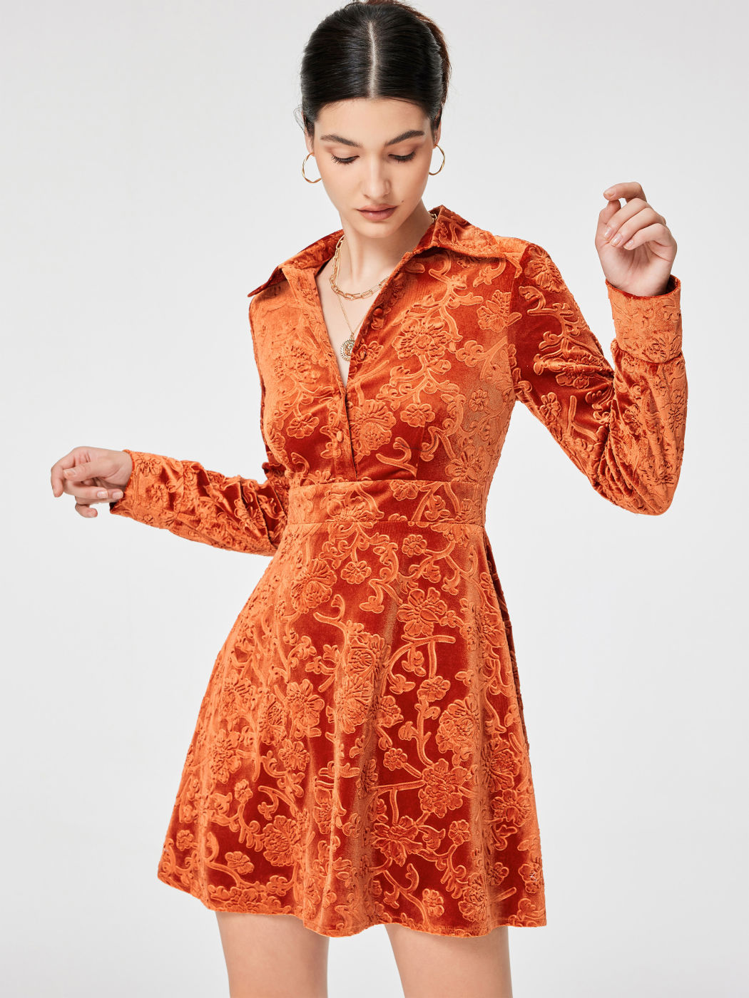 Geblümtes Jacquard-Samt-Minikleid