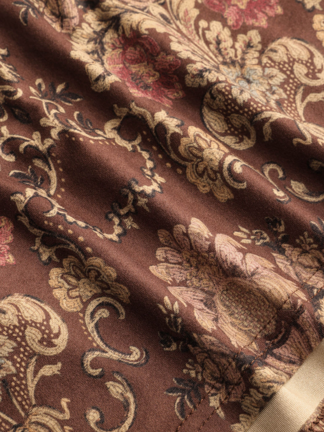 Curve & Plus Floral Slit Bell Sleeve Crop Top For Vacation Holiday