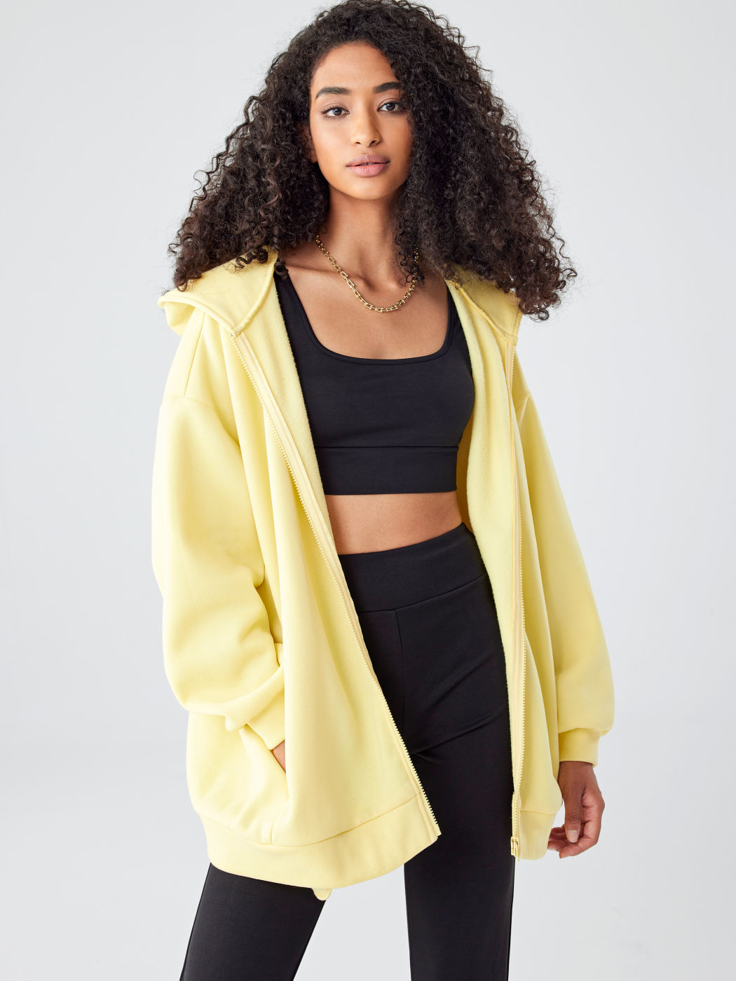  Einfarbiger Oversize-Hoodie mit Reißverschluss
