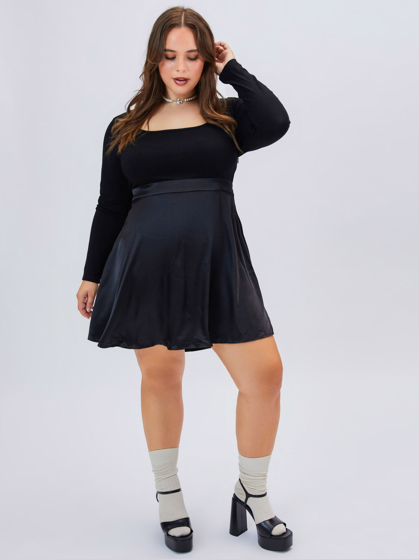 Solid Knotted Mini Dress Curve & Plus