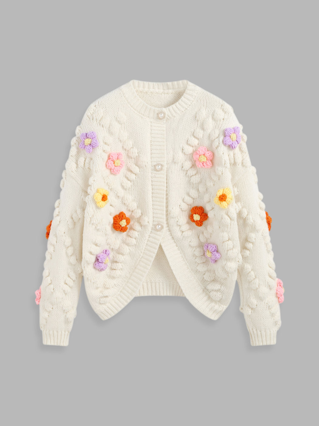  Blumiger Häkelknopf Strickjacke