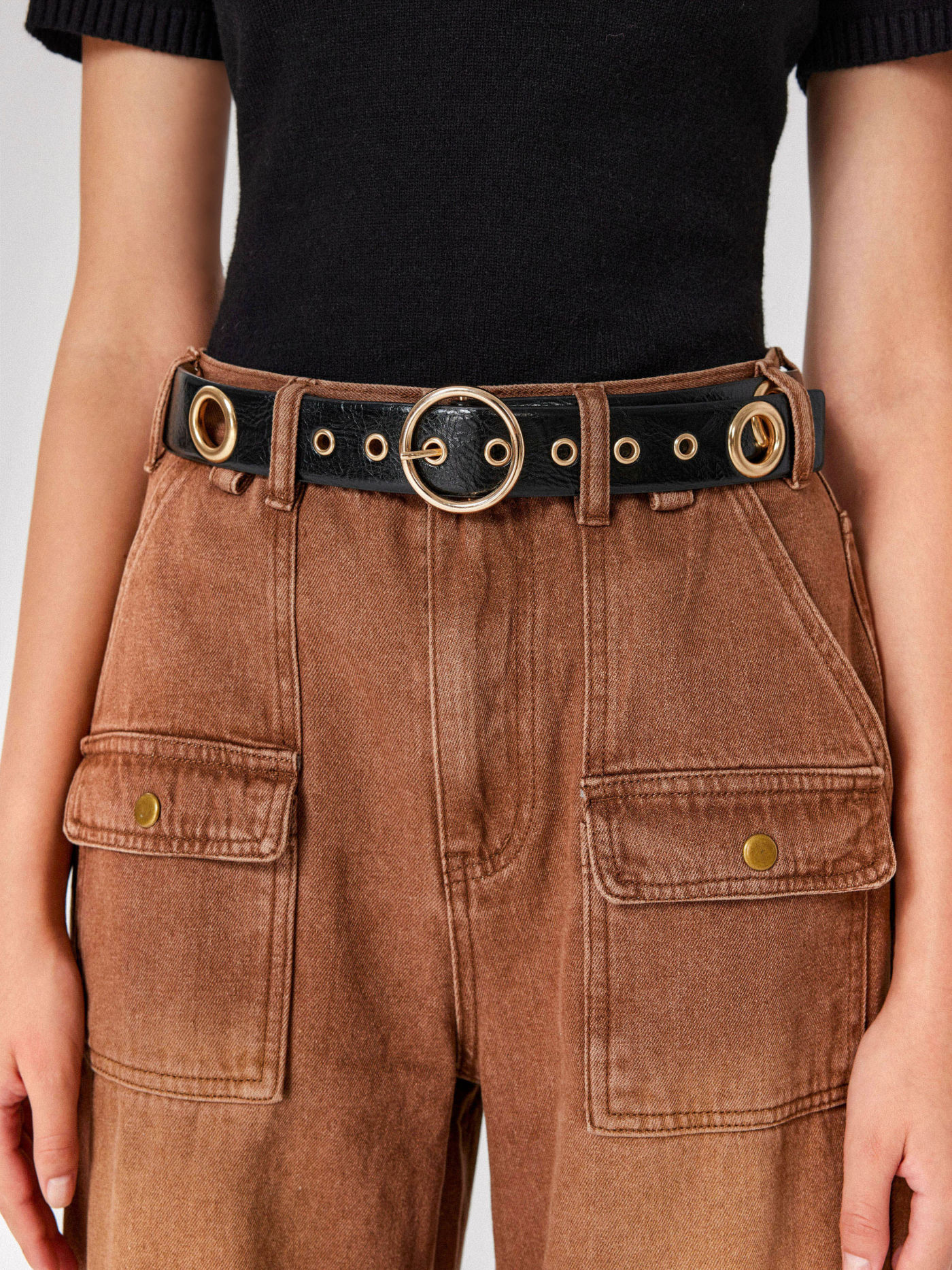 Round Buckle Belt