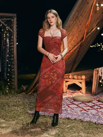 Robe longue en maille à motif paisley
