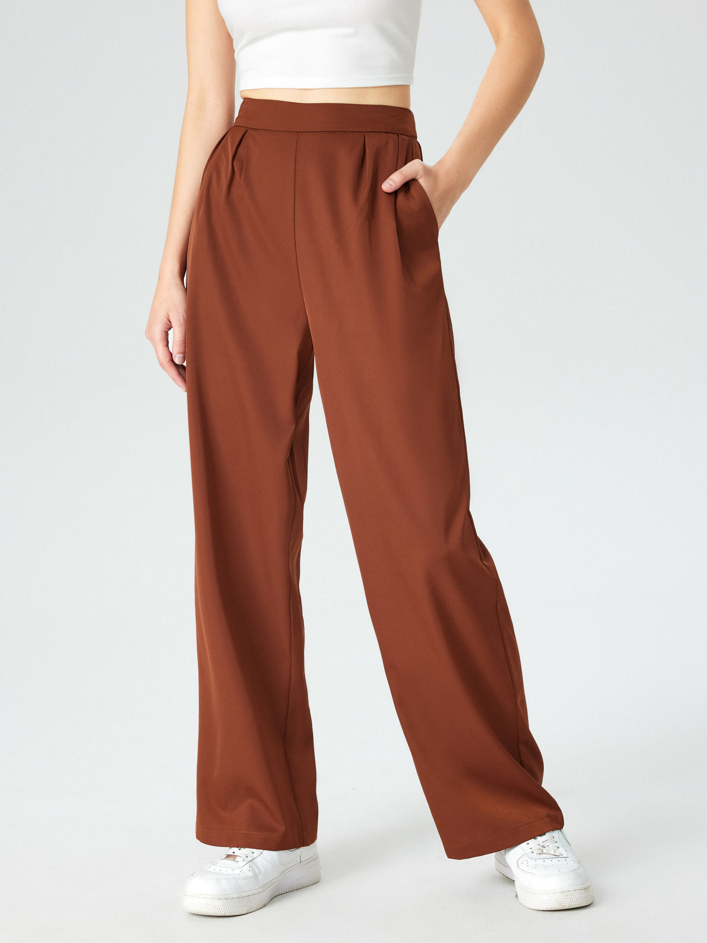 Pantaloni tascabili a tinta unita