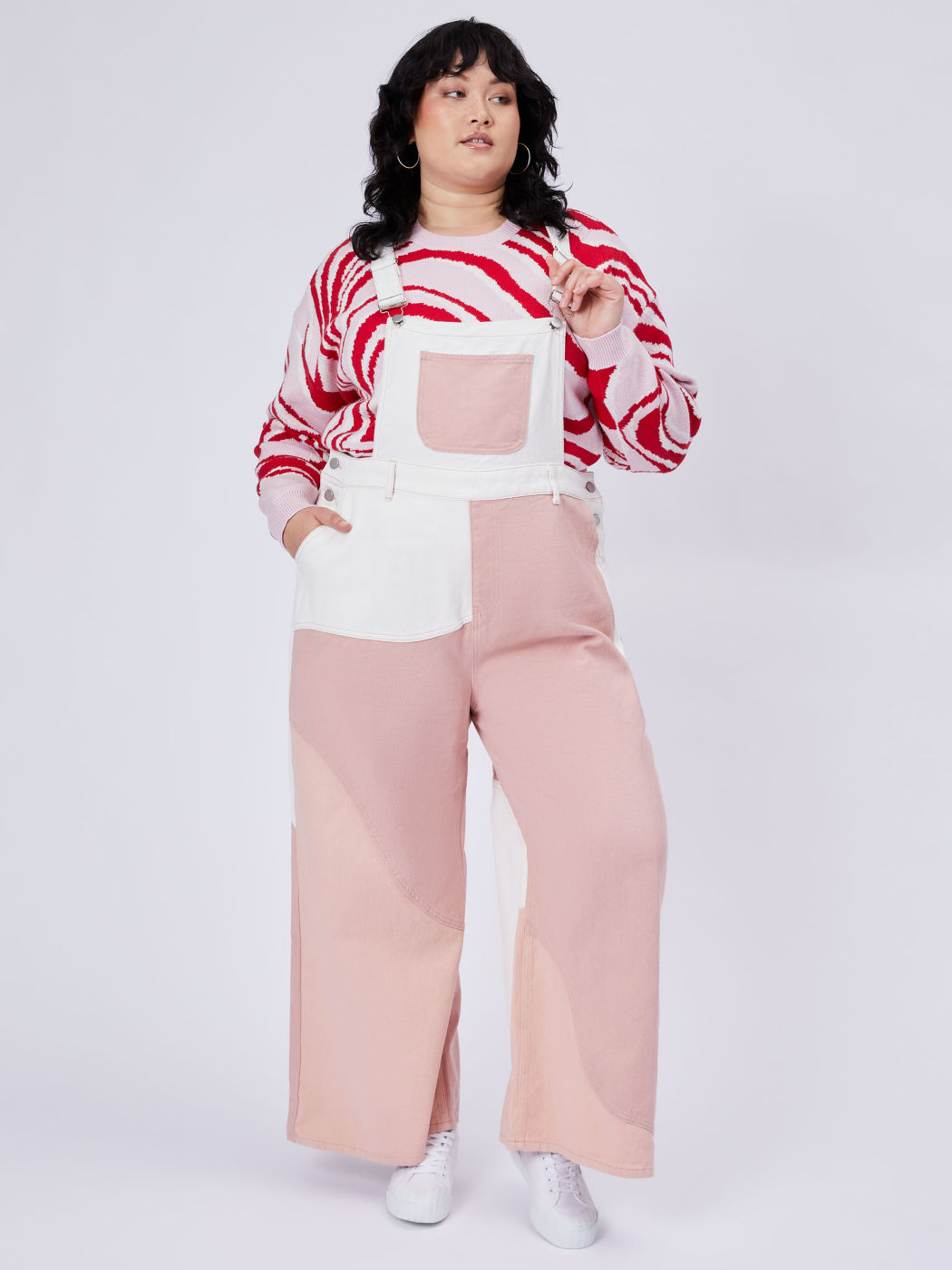  Denim Patchy Latzhose mit weitem Bein und Tasche Kurve & Plus