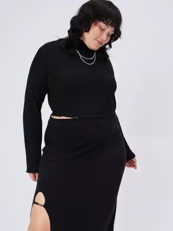 Top corto  tinta unita a maniche lunghe Curvy