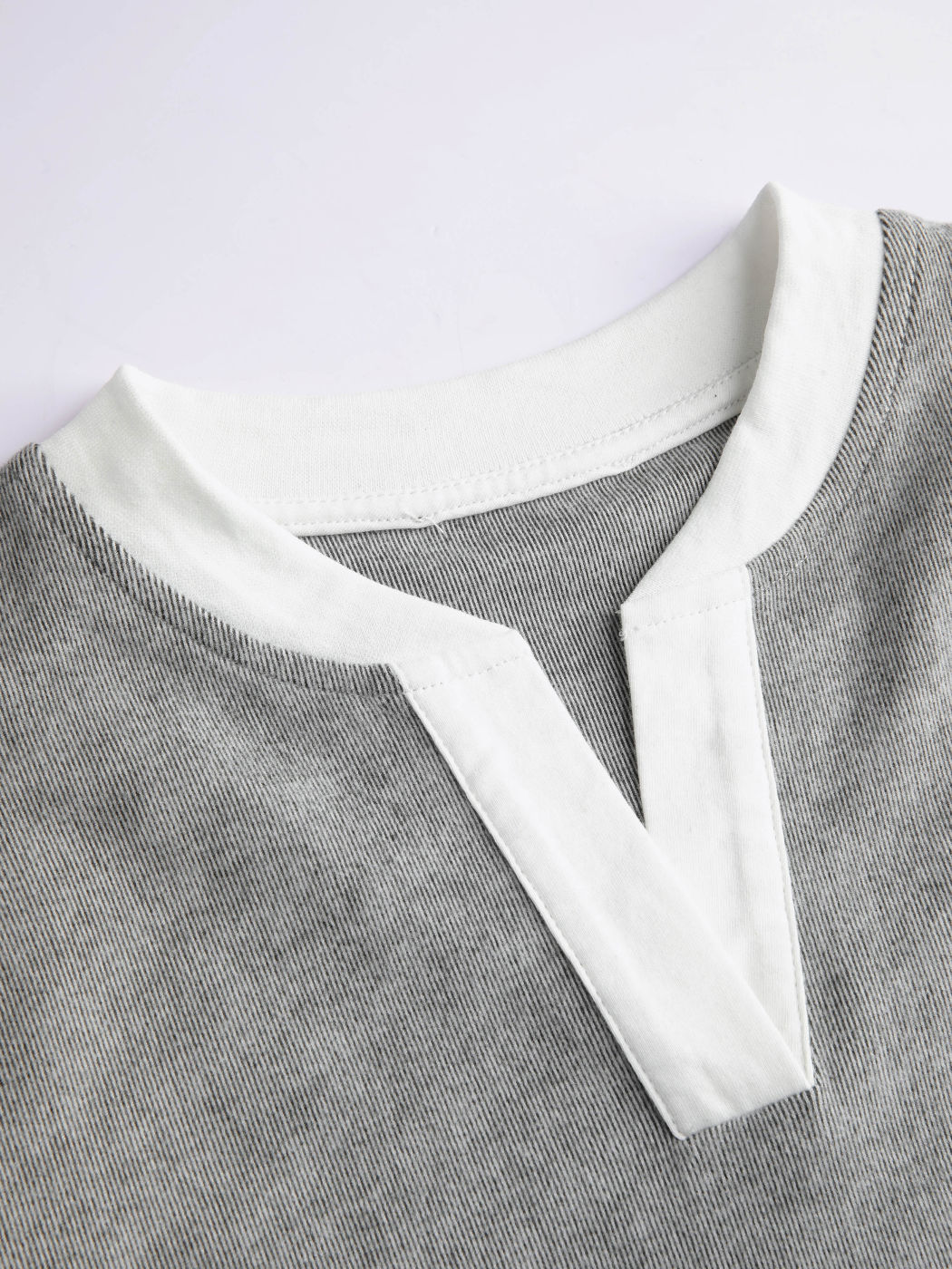 Thermal V-neck Contrasting Binding Lounge Top