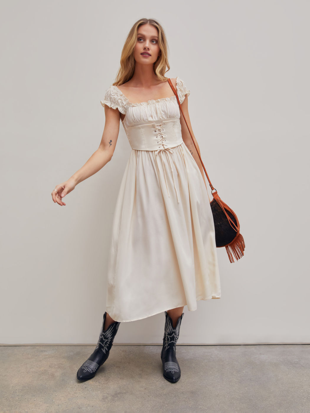 Festes Rüschen-Schnür-Maxikleid