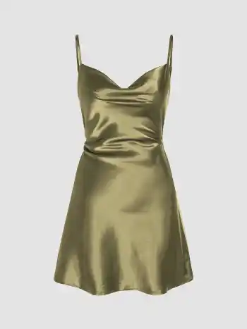 Robe courte en satin uni à col en V
