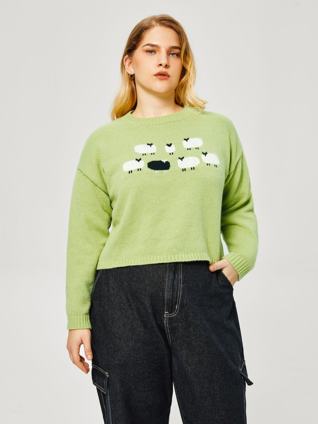 Solidr Pullover mit süßem Schaf Kurve & Plus