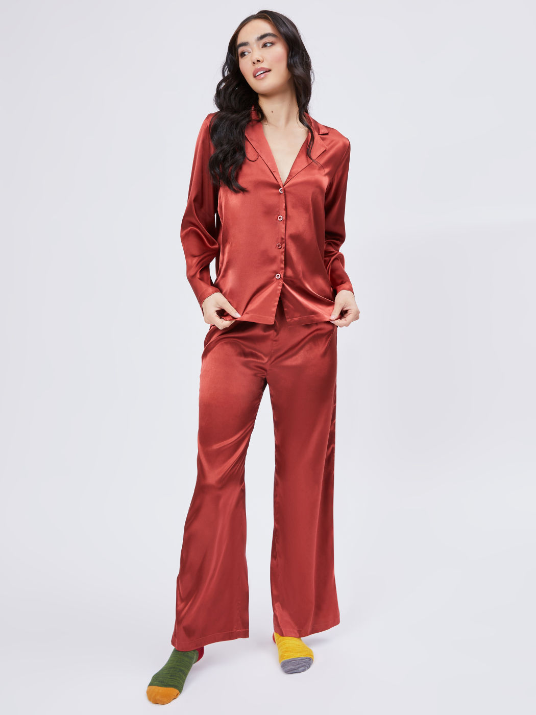 Pyjama-Oberteil aus Satin mit gekerbtem Kragen