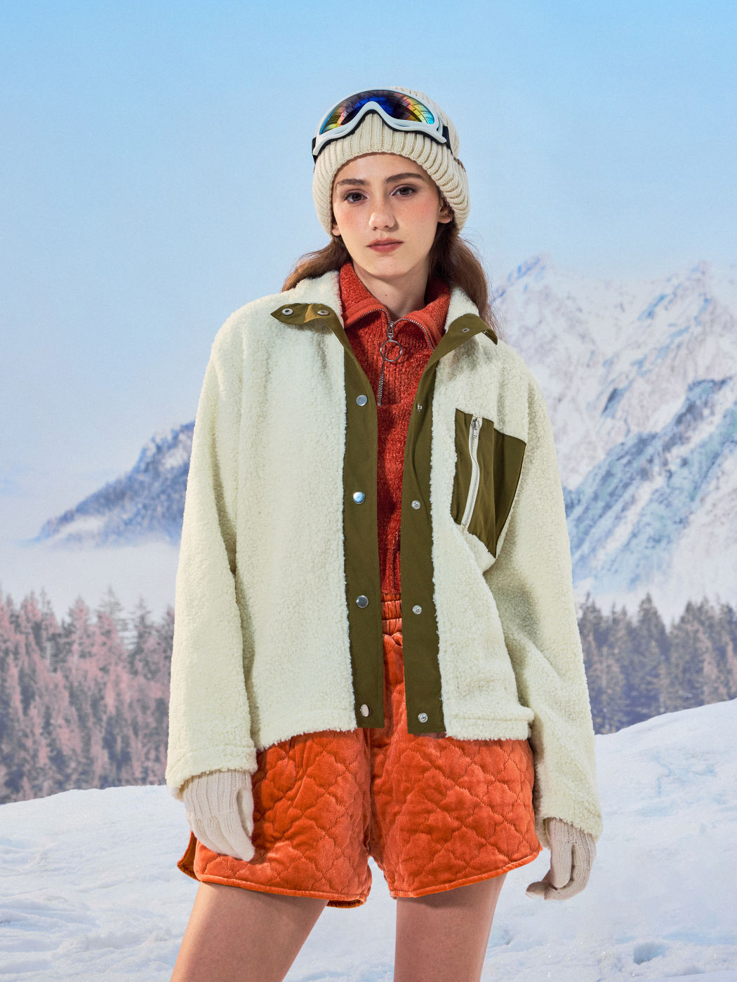 Fleece-Jacke mit Stehkragen und Knöpfen